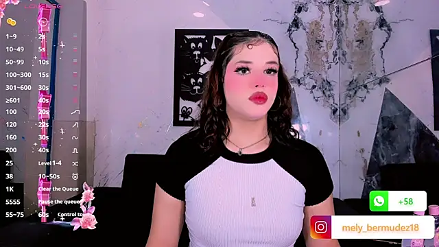 Cute roxxxy online show from February 18, 2026, 12:45 pm