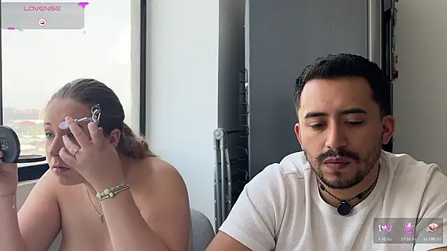 Snapshot of Sofii_n_Diego chatting on March 1, 2026, 4:31 pm Sofii n Diego online show from March 1, 2026, 4:31 pm