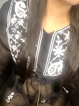 Alix cuti online show from February 5, 2026, 5:50 pm