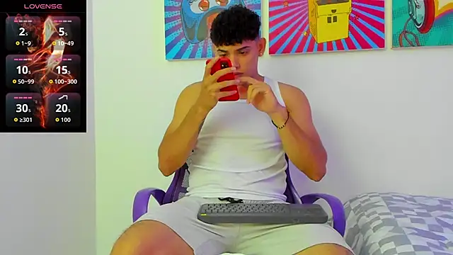 Snapshot of justin_payn14 chatting on February 6, 2026, 1:36 pm justin payn14 online show from February 6, 2026, 1:36 pm