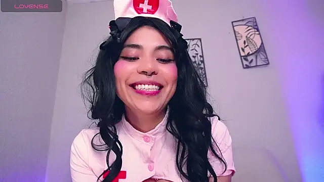 Snapshot of loveegirll1 chatting on February 26, 2026, 3:49 am loveegirll1 online show from February 26, 2026, 3:49 am