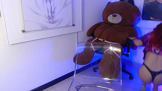 mere in redd online show from March 27, 2026, 12:05 pm