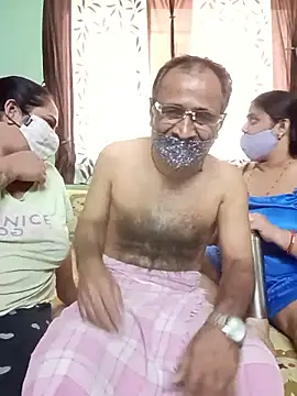 HoneyHush online show from March 13, 2026, 9:16 am