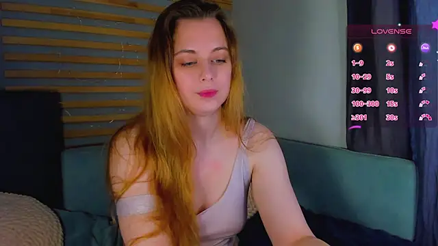 Snapshot of Alice_Wanderr chatting on April 10, 2026, 3:56 am Alice Wanderr online show from April 10, 2026, 3:56 am