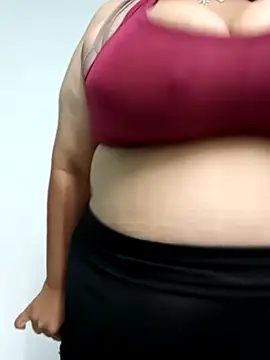 BustySexy Nataly online show from April 10, 2026, 5:28 pm