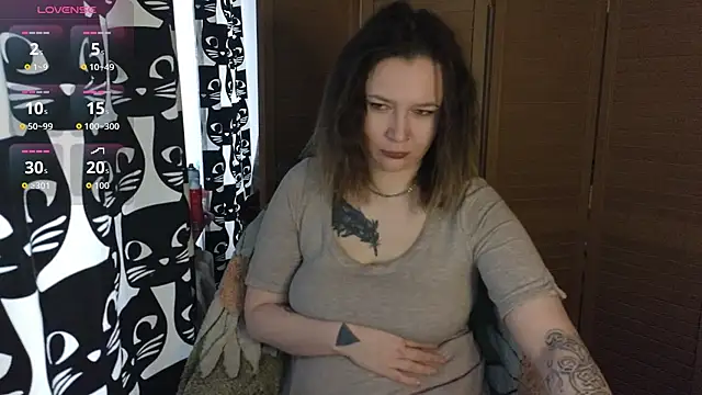 Ozalin  online show from June 1, 2026, 12:18 pm