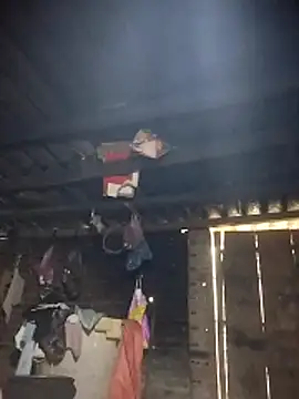 cute-hiphop online show from March 23, 2026, 4:05 am