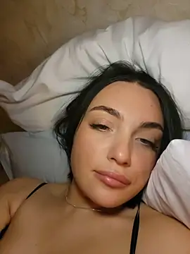 HotDevilGirl  online show from February 16, 2026, 5:09 pm