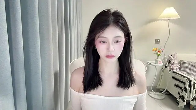 DYyyyyy-- online show from April 15, 2026, 11:39 am