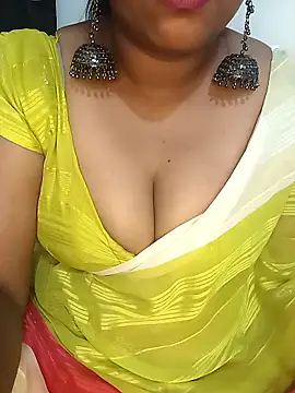 Snapshot of Chinnima143 chatting on May 27, 2026, 5:43 pm Chinnima143 online show from May 27, 2026, 5:43 pm