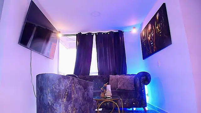 Snapshot of miguel_aguirre_ chatting on February 9, 2026, 12:31 pm miguel aguirre online show from February 9, 2026, 12:31 pm