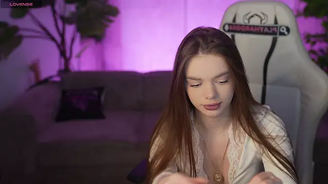 Snapshot of Zlata_Sky chatting on June 2, 2026, 2:41 pm Zlata Sky online show from June 2, 2026, 2:41 pm