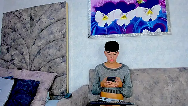 noah lewiss online show from February 5, 2026, 11:26 am