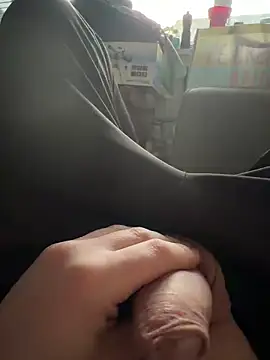 twankletoes1234 online show from April 19, 2026, 5:07 am