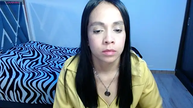 Snapshot of paula_lopez__ chatting on May 21, 2026, 11:01 pm paula lopez online show from May 21, 2026, 11:01 pm