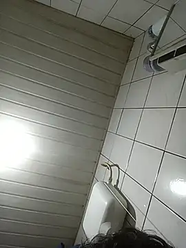 zacariastesao22 online show from March 1, 2026, 11:40 pm