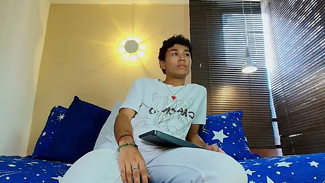 Damon Salvarote S online show from March 31, 2026, 7:47 pm