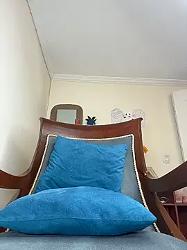 LilaRvsh online show from April 14, 2026, 5:30 pm