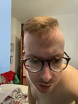 Snapshot of io1Elian chatting on July 11, 2026, 3:15 pm io1Elian online show from July 11, 2026, 3:15 pm