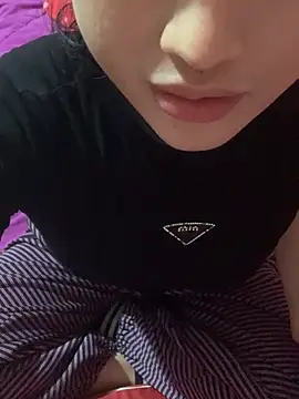 Snapshot of Naily_ chatting on February 1, 2026, 5:06 am Naily online show from February 1, 2026, 5:06 am