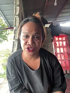 Snapshot of Queen-barbie chatting on February 10, 2026, 9:24 am Queen-barbie online show from February 10, 2026, 9:24 am