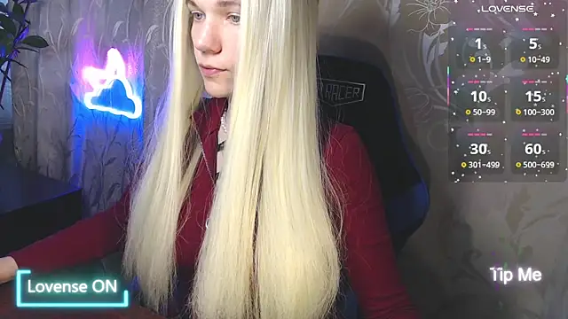 Snapshot of Shiny_Victoria chatting on March 21, 2026, 8:52 am Shiny Victoria online show from March 21, 2026, 8:52 am