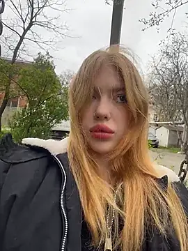 Jean Graay online show from April 5, 2026, 10:12 am