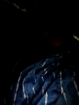 Royal hotti0011 online show from April 5, 2026, 7:44 pm