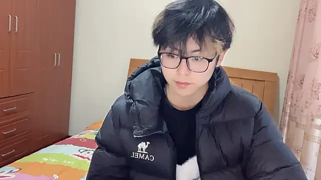 Snapshot of zijunzbzs chatting on February 19, 2026, 10:00 am zijunzbzs online show from February 19, 2026, 10:00 am