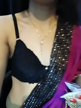 Snapshot of Saxy_bhabhi79 chatting on July 5, 2026, 5:31 pm Saxy bhabhi79 online show from July 5, 2026, 5:31 pm