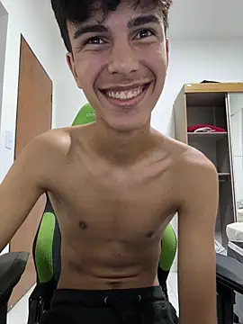 jpgrier online show from April 29, 2026, 8:48 pm