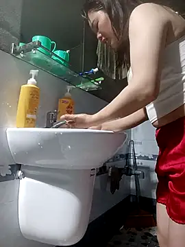 Snapshot of Anna_516 chatting on February 27, 2026, 11:05 pm Anna 516 online show from February 27, 2026, 11:05 pm