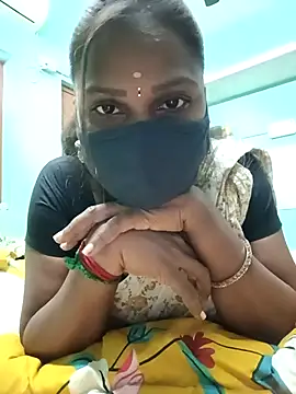 Tamil Hot Nisha online show from February 10, 2026, 6:28 am