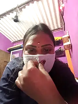 Tamil Hot Nisha online show from April 5, 2026, 5:48 am