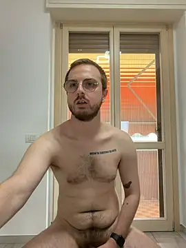 Snapshot of ItalianAlex chatting on June 24, 2026, 1:32 pm ItalianAlex online show from June 24, 2026, 1:32 pm