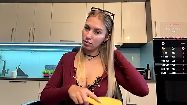 SoftnessMila online show from June 29, 2026, 8:20 pm