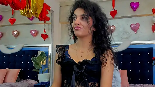 Snapshot of YasmineDelight chatting on February 17, 2026, 8:44 am YasmineDelight online show from February 17, 2026, 8:44 am