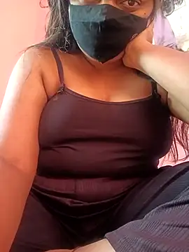 Snapshot of vyshali_vyshu chatting on February 25, 2026, 12:04 pm vyshali vyshu online show from February 25, 2026, 12:04 pm