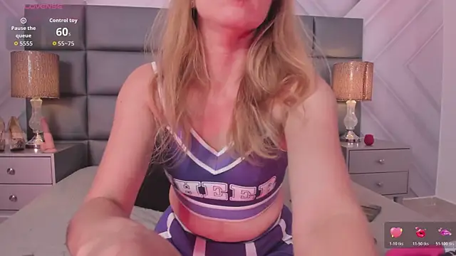 Snapshot of AlexaFoxx_ chatting on April 16, 2026, 12:50 pm AlexaFoxx online show from April 16, 2026, 12:50 pm