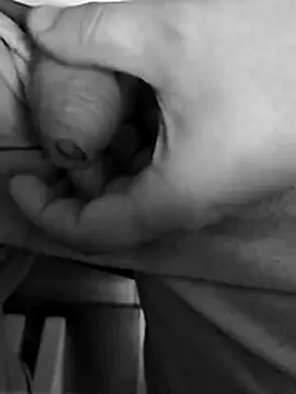 Snapshot of MonyFlorin68 chatting on February 21, 2026, 8:59 am MonyFlorin68 online show from February 21, 2026, 8:59 am