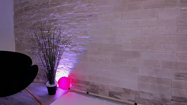 Ivorym00n online show from March 14, 2026, 6:19 am