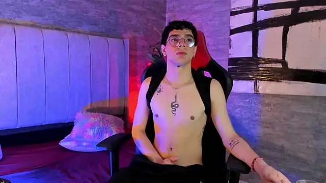 Snapshot of Elbombondelcircuit chatting on March 1, 2026, 6:37 am Elbombondelcircuit online show from March 1, 2026, 6:37 am