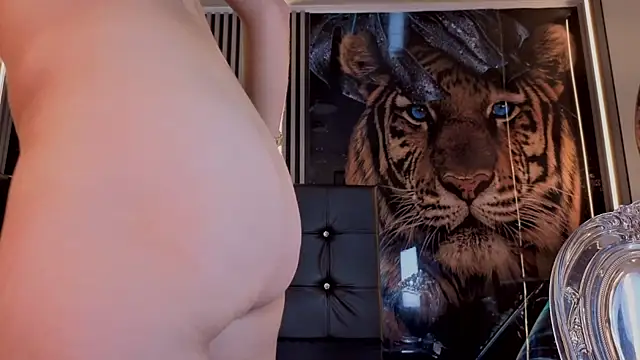 Karolyn rousse online show from February 20, 2026, 12:38 pm