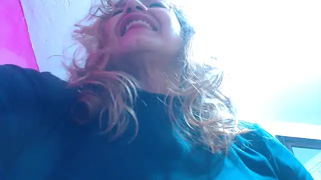 xxiomarasweet online show from April 1, 2026, 6:14 am