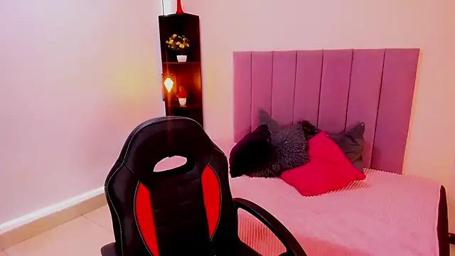 Raven love online show from April 9, 2026, 8:03 pm