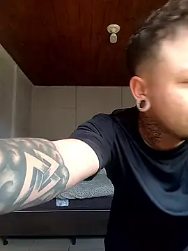 Snapshot of casaljs chatting on February 11, 2026, 4:01 pm casaljs online show from February 11, 2026, 4:01 pm