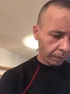 Snapshot of creativeX chatting on February 4, 2026, 6:58 pm creativeX online show from February 4, 2026, 6:58 pm