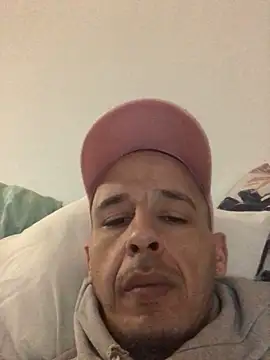 Snapshot of creativeX chatting on February 5, 2026, 8:13 pm creativeX online show from February 5, 2026, 8:13 pm