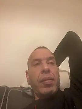 Snapshot of creativeX chatting on February 16, 2026, 9:22 pm creativeX online show from February 16, 2026, 9:22 pm