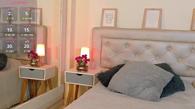 Snapshot of Aiden_Gray chatting on February 16, 2026, 8:16 pm Aiden Gray online show from February 16, 2026, 8:16 pm